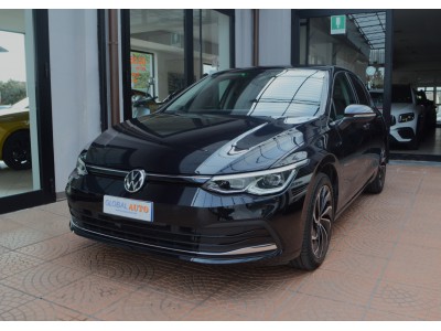 Volkswagen Golf VIII Evo Style 1.5 eTsi DSG
